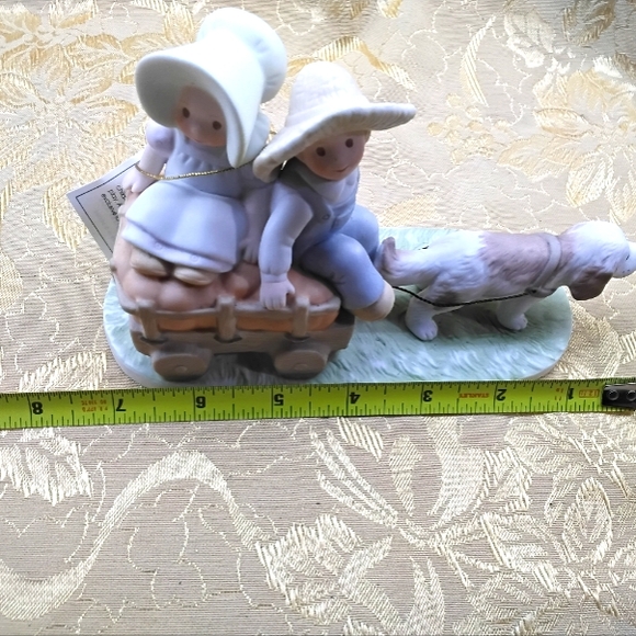 Fall’s Bounty" Figurine - 1993, HOMCO Circle of Friends by Masterpiece - Picture 9 of 10